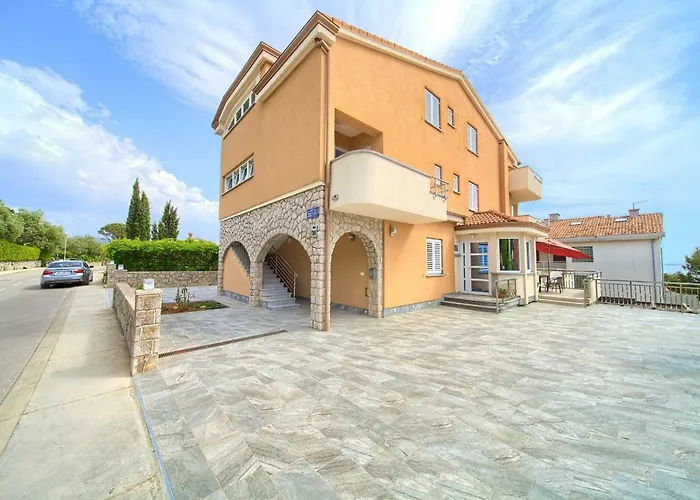 Apartments Vall